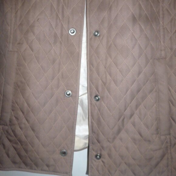 Gear for Sports Lightweight Quilted Jacket – Women’s Small (Mocha / Light Brown) - Picture 8 of 14